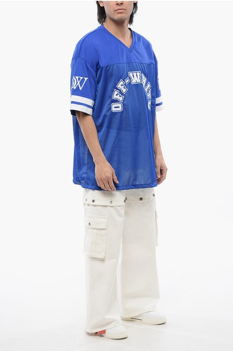 Besticktes FOOTBALL-T-Shirt aus Mesh in Blau - Image 4