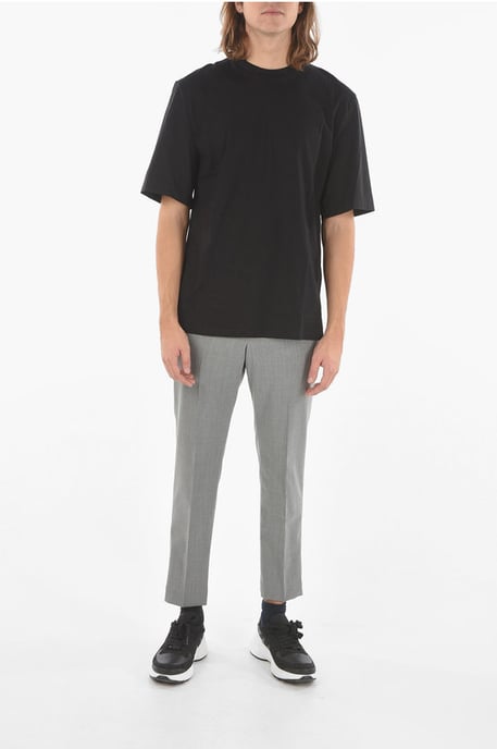 Jersey MINIMAL T-Shirt mit Ärmeln aus Stretch-Nylon in Schwarz - Image 4