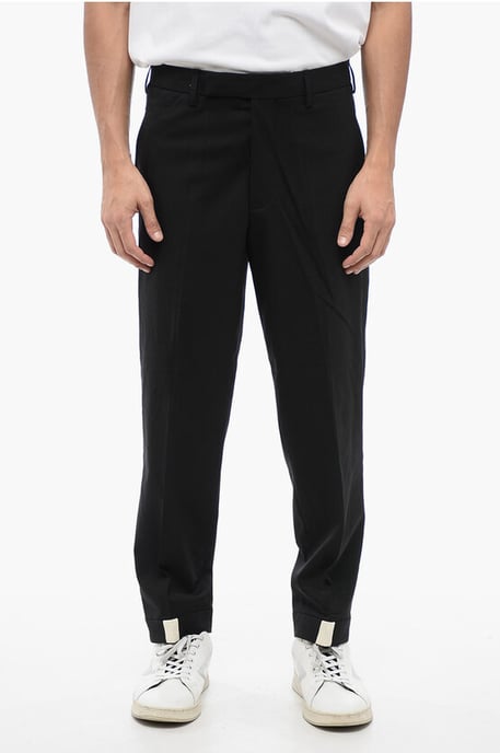 Tief sitzende Hose aus Wollmischung mit PRIEST COLLAR in Schwarz - Image 1