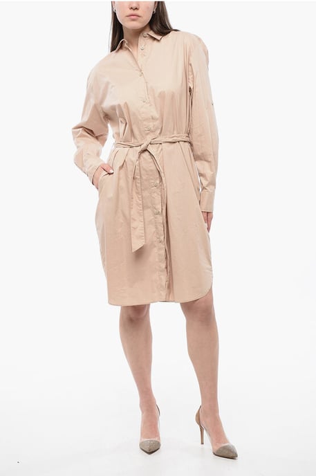 Langärmliges Hemdblusenkleid mit Gürtel in Beige - Image 1