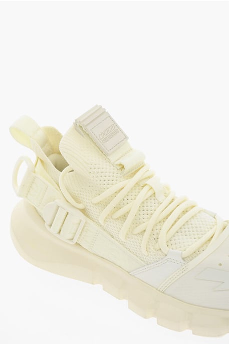 LI-NING ESSENCE 2,3 Niedrige Sneaker aus einfarbigem Mesh in Weiß - Image 4