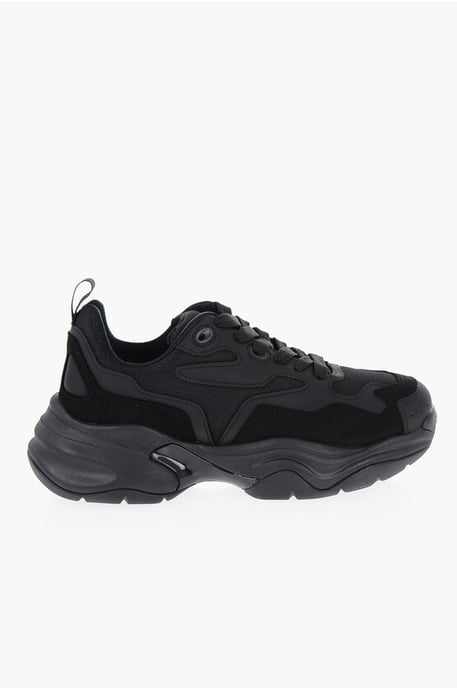 CROQUIS Einfarbige Low-Top-Sneaker aus Mesh und Wildleder in Schwarz - Image 3