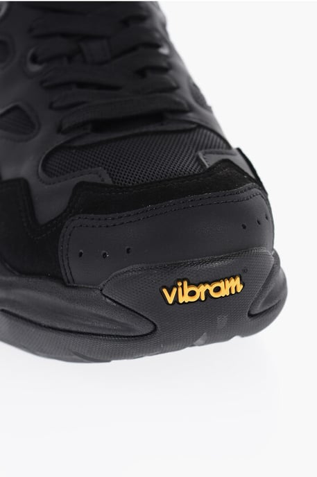 CROQUIS Einfarbige Low-Top-Sneaker aus Mesh und Wildleder in Schwarz - Image 4