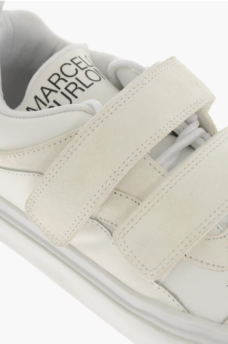 Low-Top-Sneaker aus Wildleder mit Klettverschluss in Weiß - Image 4
