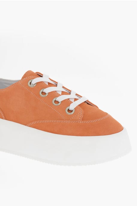 MM6 Niedrige Wildleder-Sneaker mit kontrastierender Plateausohle, 5,5 cm, in Orange - Image 4