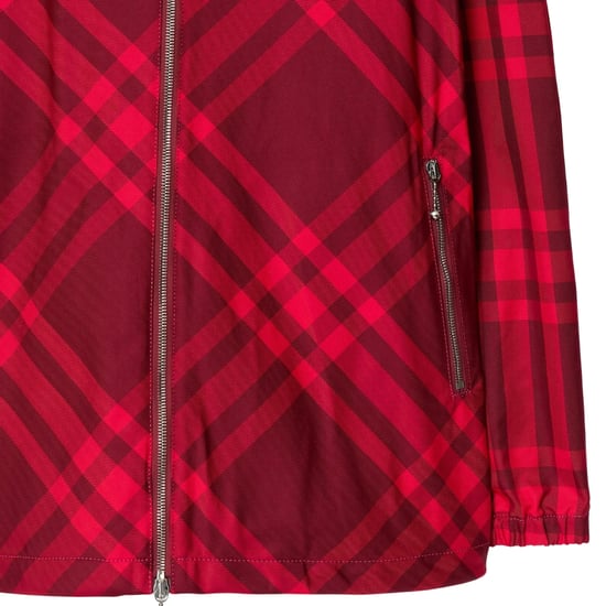 Burberry - Karierte Nylonjacke mit Kapuze, rot kariert - Image 3