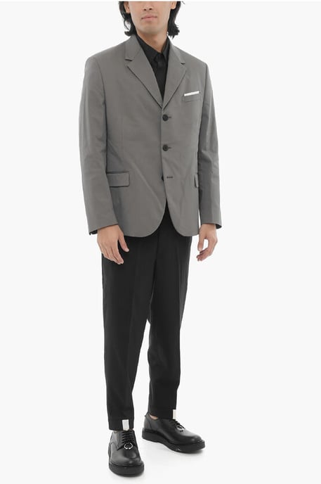Grauer Blazer mit 2 Knöpfen, Seitenschlitzen, Revers und Pattentasche - Image 4