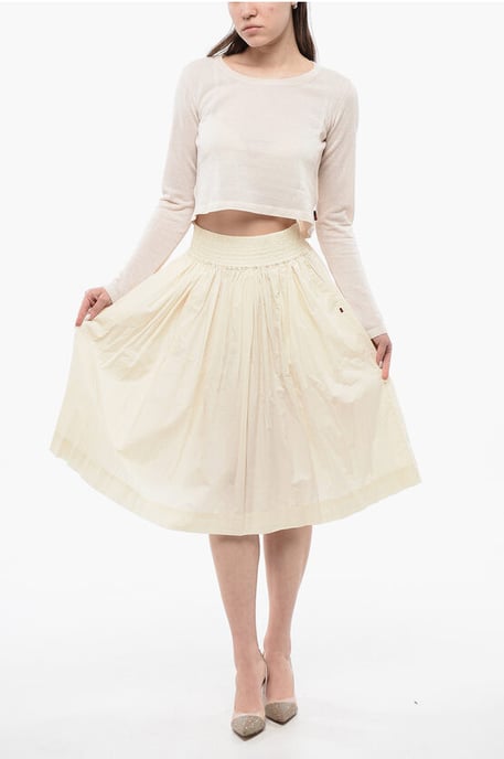 Hoch tailliertes Circle-Shirt in Beige - Image 4