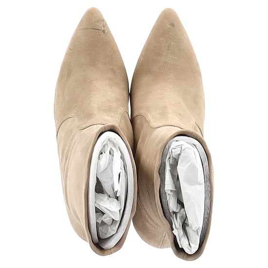Stuart Weitzman Blockabsatz Ankle Boots aus beigem Wildleder - Image 3