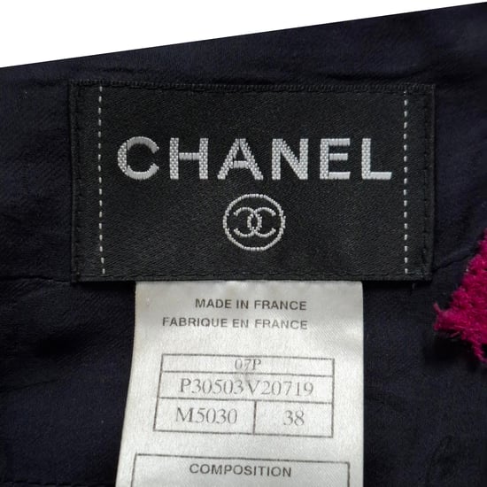 Chanel Karo Tweed Rüschensaum Mini-Kleid in grauer und rosa Baumwolle - Image 3
