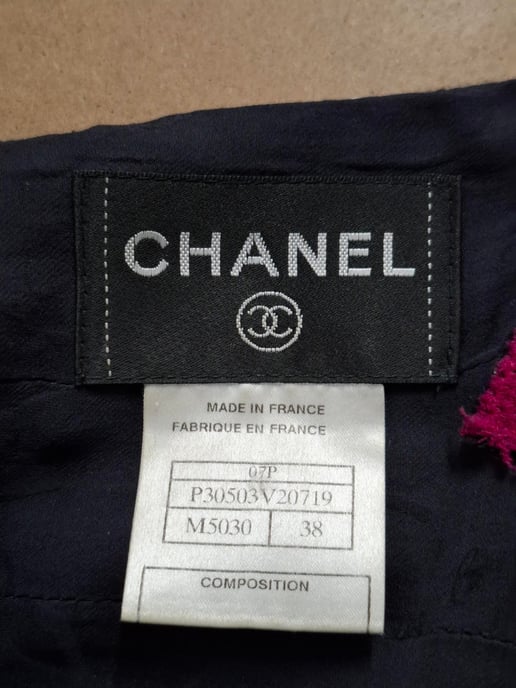Chanel Karo Tweed Rüschensaum Mini-Kleid in grauer und rosa Baumwolle - Image 6