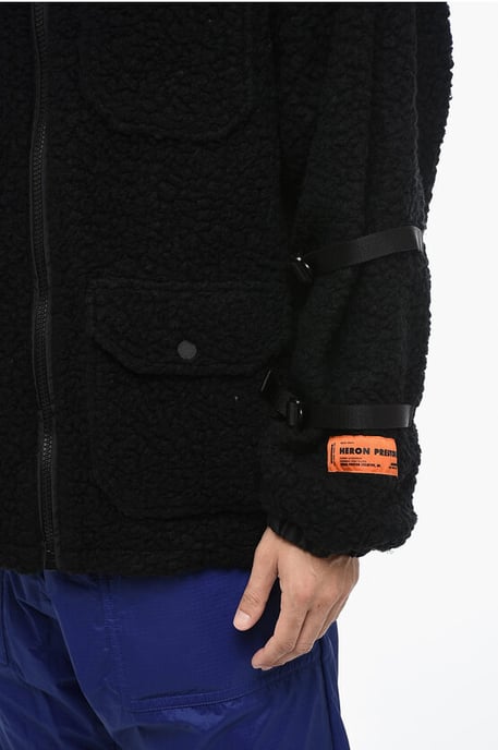 POLAR FLEECE-Jacke mit Logo und Schnallendetail in Schwarz - Image 3