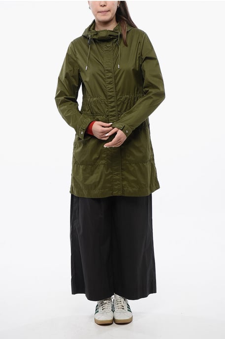 Einfarbige CHANNEL Windbreaker-Jacke mit Kapuze in Grün - Image 4