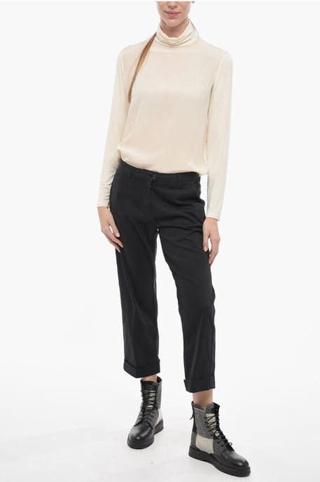 Relaxed-Fit Chinohose in Schwarz - Image 4