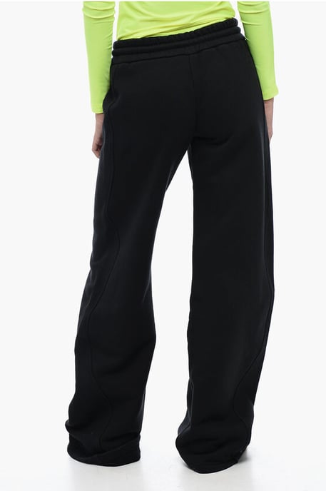 Straight Fit ROUND Jogginghose aus gebürsteter Baumwolle in Schwarz - Image 2