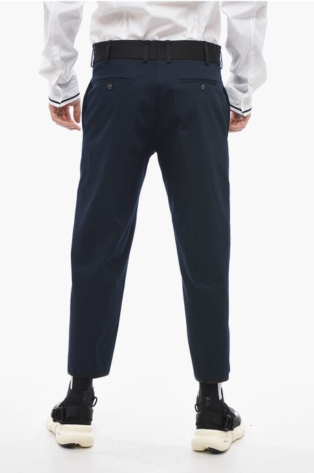 Slim Fit TOM Hose mit kontrastierenden Kanten und Knöchelknöpfen in Blau - Image 2