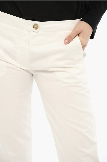 Regular Fit-Hose mit geschlitztem Knöchel in Weiß - Image 3