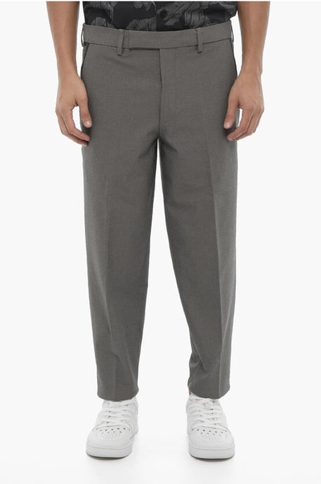 Regular Fit Slim Fit Hose mit Gürtelschlaufen in Grau - Image 1