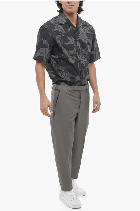 Regular Fit Slim Fit Hose mit Gürtelschlaufen in Grau - Image 3