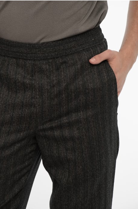 Slim Fit Freizeithose aus Schurwolle in Grau - Image 3
