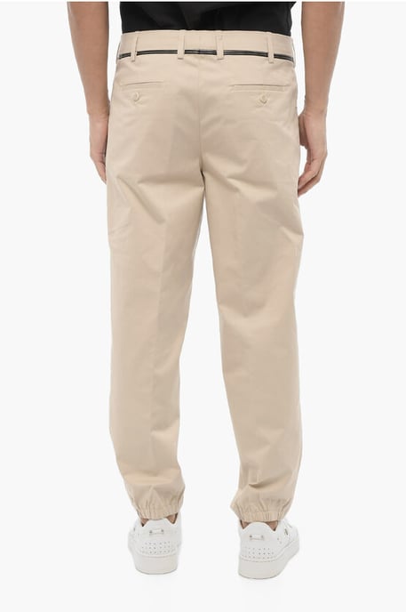 Regular Fit Slim Fit Hose mit Gürtelschlaufen in Beige - Image 2