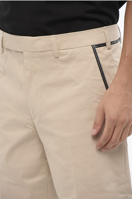 Regular Fit Slim Fit Hose mit Gürtelschlaufen in Beige - Image 3