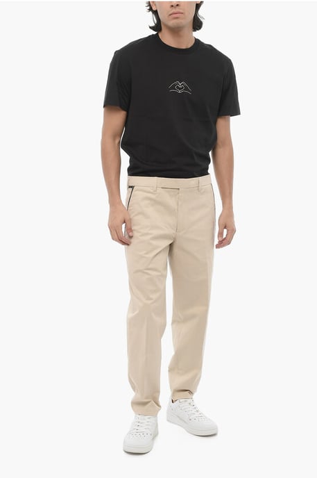 Regular Fit Slim Fit Hose mit Gürtelschlaufen in Beige - Image 4