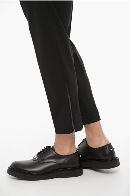 Slim Fit Hose mit Knöchelreißverschluss in Schwarz - Image 3