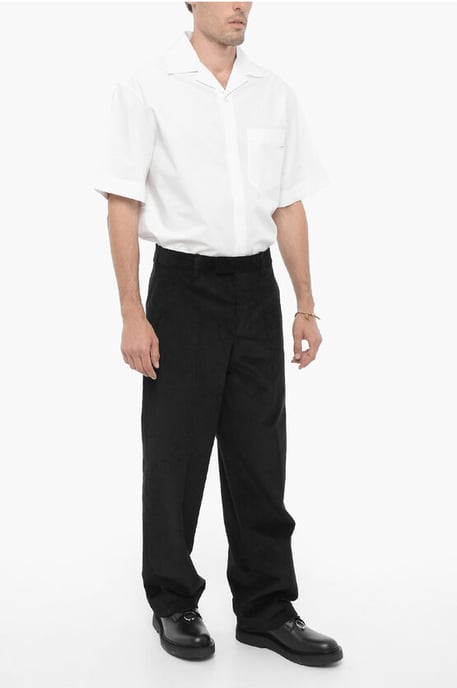 Locker geschnittene Cordhose in Schwarz - Image 4
