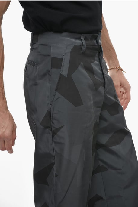 Loose Fit Camouflage LIAM Hose in Nero, Grigio - Image 3