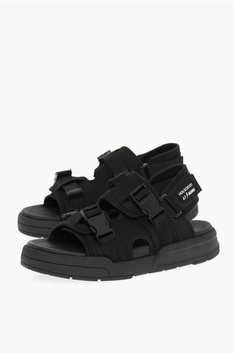 LI-NING Einfarbige Sandalen mit Doppelschnalle und Socken in Schwarz - Image 1