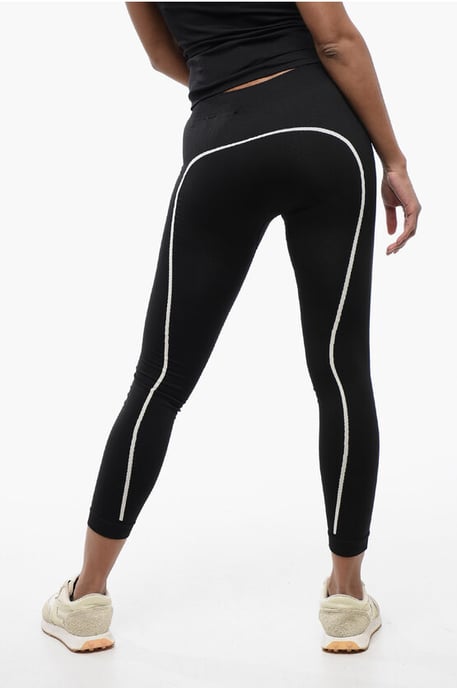 Nahtlose Leggings aus Stretch-Nylon in Schwarz - Image 2