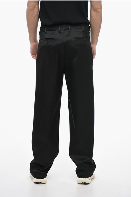 Loose Fit Satinhose LIAM in Schwarz - Image 2
