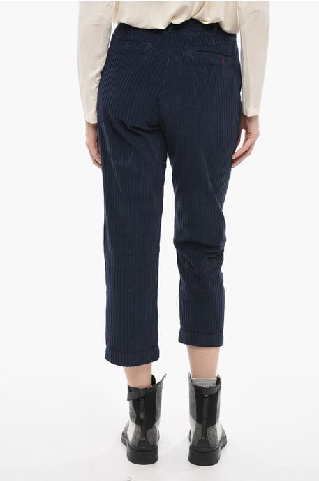 Cordhose in weiter Passform in Blau - Image 2