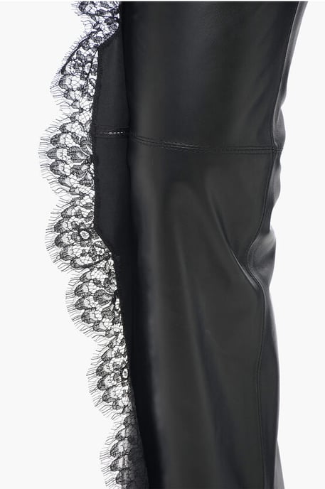 Lederhose mit Spitzenbesatzdetails in Schwarz - Image 4