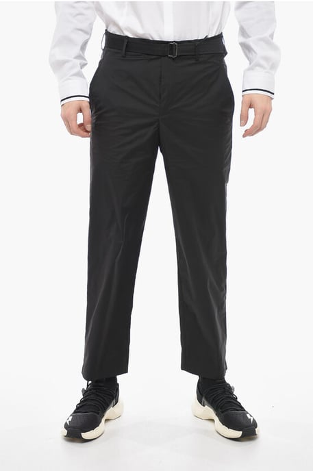 Locker geschnittene ANDO-Hose mit Industriegürtel in Schwarz - Image 1
