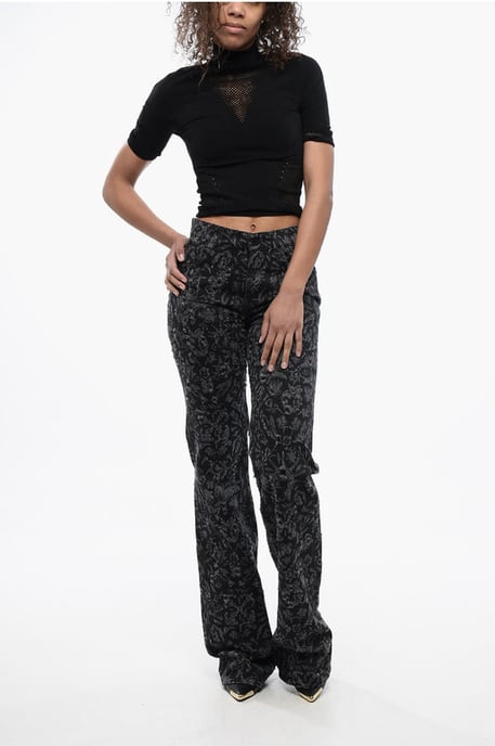 Ausgestellte, gerade geschnittene Longjeans mit Allover-Grafikdruck 2 in Nero, Grigio - Image 4