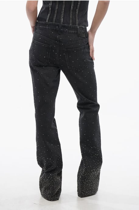 Low Rise BLING Flared Fit Jeans mit Allover-Strasssteinen 2 in Schwarz - Image 2