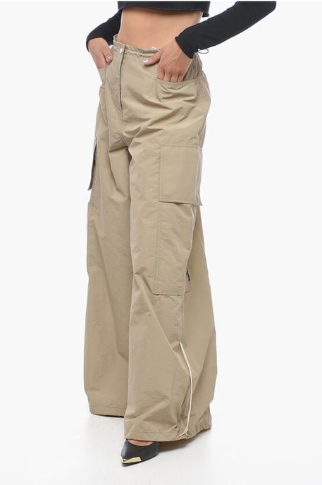 Weite Cargohose PARACHUTE in Beige - Image 1