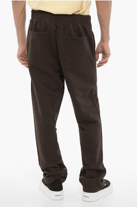 Jogginghose aus gebürsteter Baumwolle mit kontrastierendem Logo in Braun - Image 2