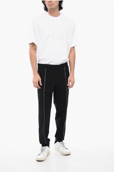 Neil Barrett Jogginghose aus Viskosemischung, tapered Fit mit Tape-Detail - Schwarz - Image 4