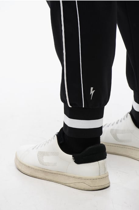 Low Rise MODERNIST Jogginghose mit Biker-Detail in Schwarz - Image 4