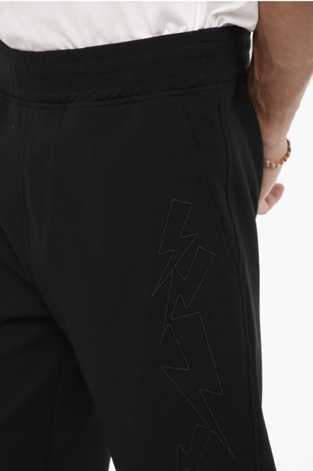 Skinny Fit JUMBLED BOLTS Jogginghose mit Stickereien in Schwarz - Image 3