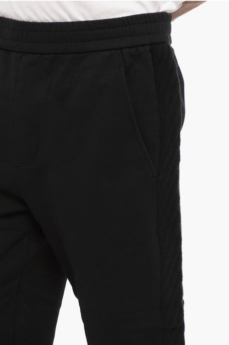 Einfarbige Jogginghose mit seitlichen Wollbändern in Schwarz - Image 3