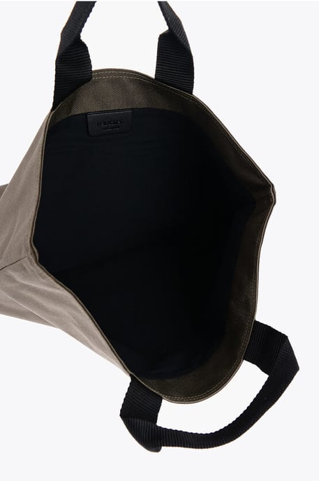 TwoTone Maxi Bag mit abnehmbarem Schultergurt in Grün - Image 4