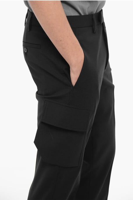 Skinny Fit Cargohose mit Gürtelschlaufen in Schwarz - Image 4