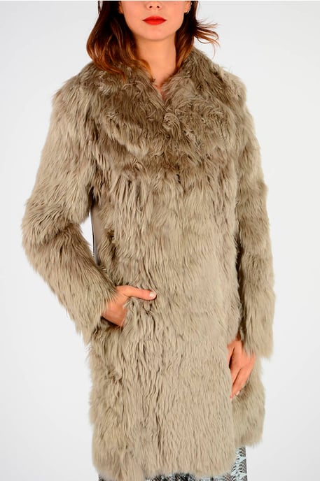 MM1 Alpaka Echtpelzmantel in Beige - Image 3