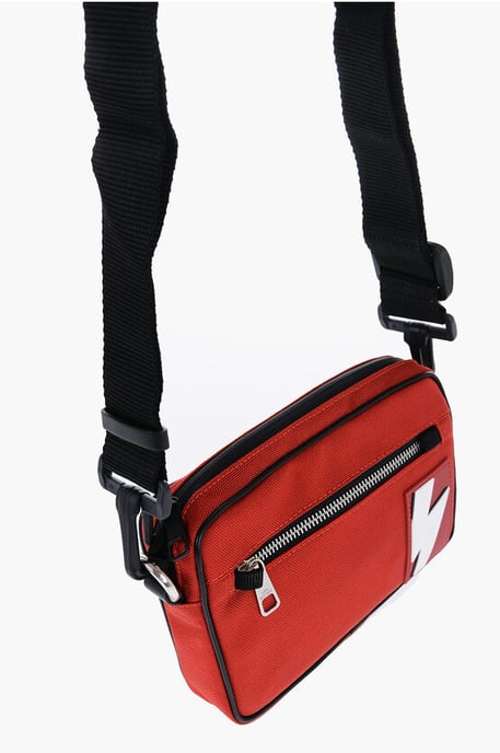 Gürteltasche aus Nylon mit geprägtem Logo-Patch in Rot - Image 3