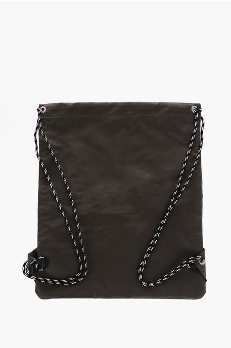 Einfarbiger Nylon-Rucksack mit Kordelzug in Grün - Image 3