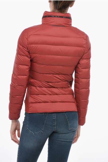 TECH SHORT Daunenjacke mit versteckter Kapuze - Image 2